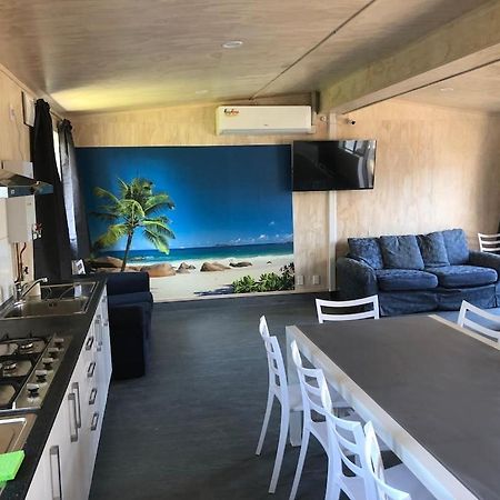 Sleepy Vines Hostel ブレナム エクステリア 写真